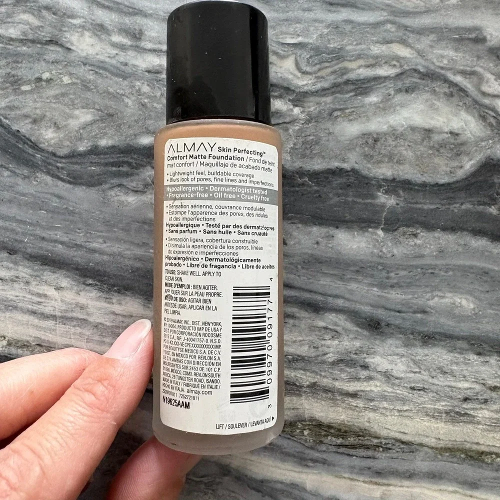 Almay Skin Perfecting Comfort Matte Foundation 200 Neutral Honey 1oz Oil Free